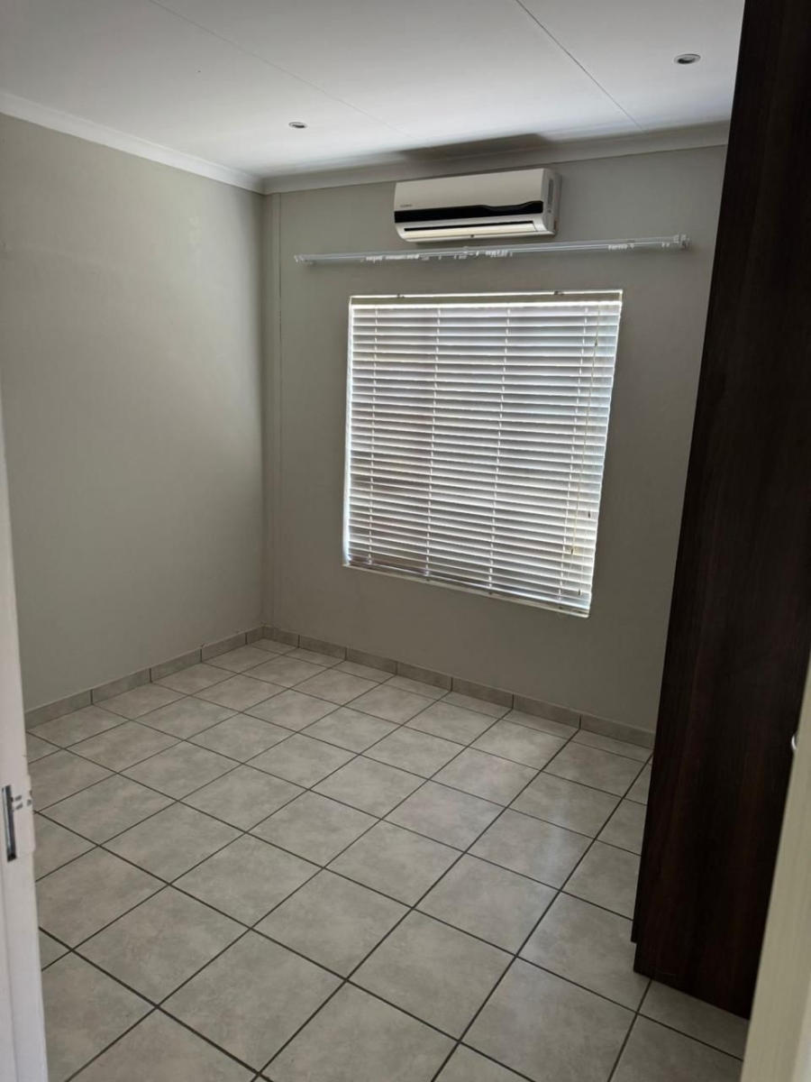 4 Bedroom Property for Sale in Hexrivier Lifestyle Estate North West